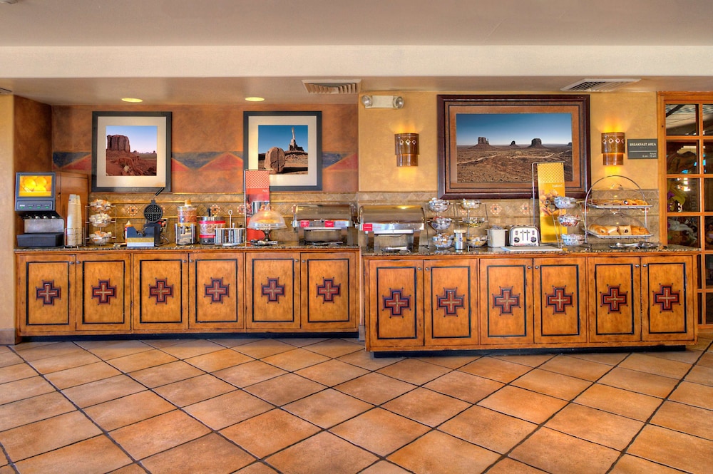 Hampton Inn Kayenta - photo 46