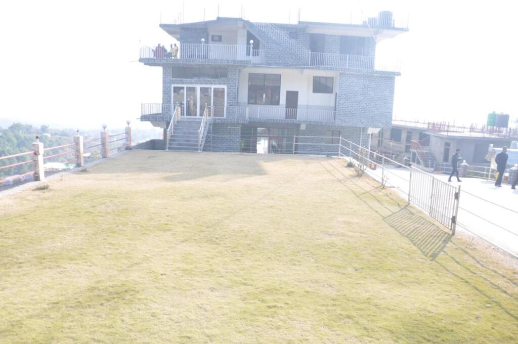 OYO 8059 Devdar Resort — hotel in Dharamsala