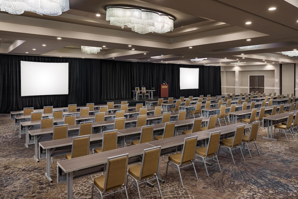 DoubleTree by Hilton Orlando Airport - photo 43