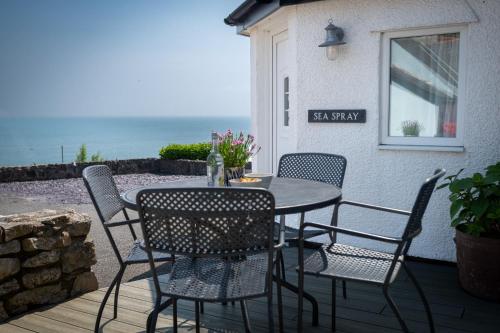 Sea Spray - carbon neutral hotel in Moelfre