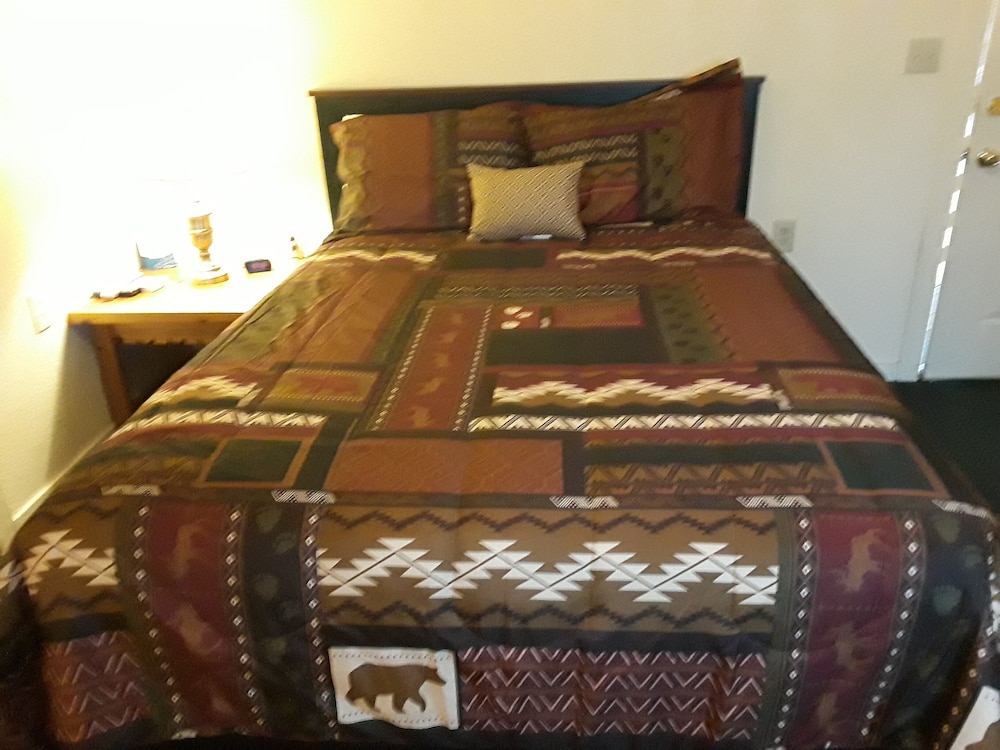 Pinewoods Resort - photo 10