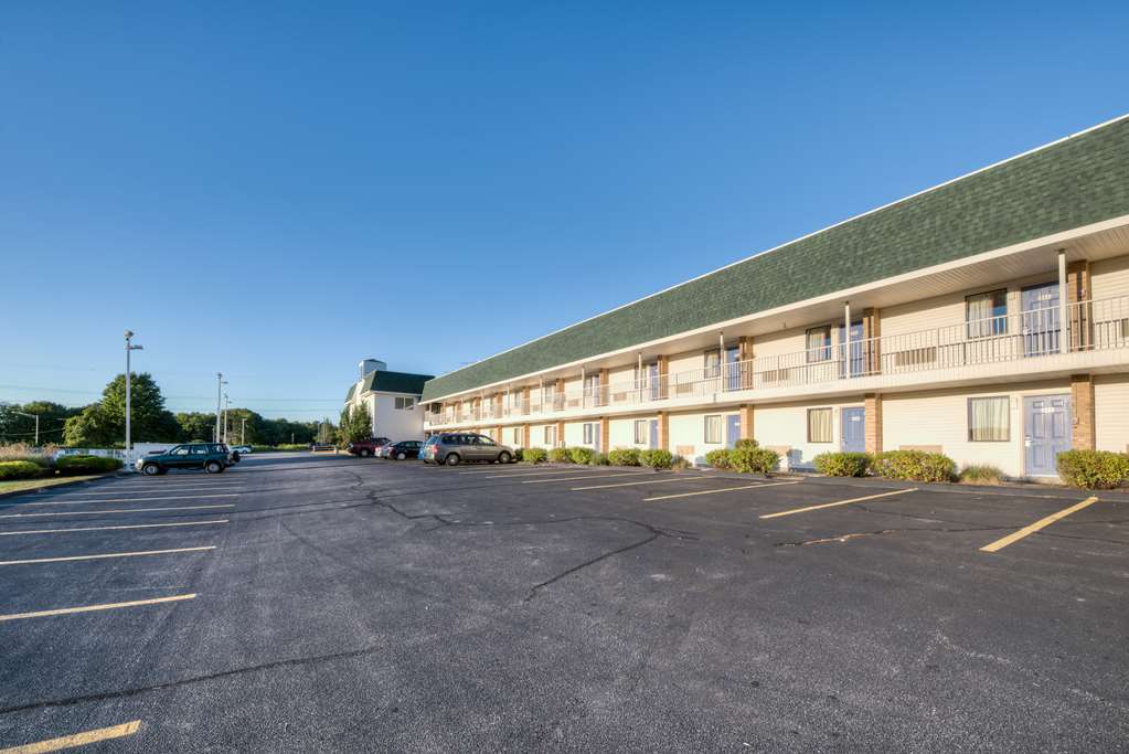 Motel 6 Niantic CT New London - photo 10