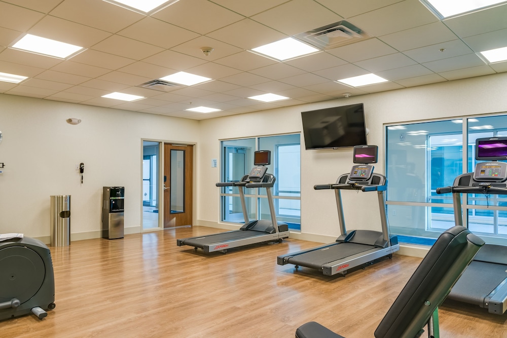 Holiday Inn Express & Suites Russellville by IHG - photo 19