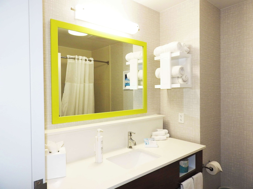 Hampton Inn & Suites by Hilton Flowery Branch Lake Lanier - photo 17