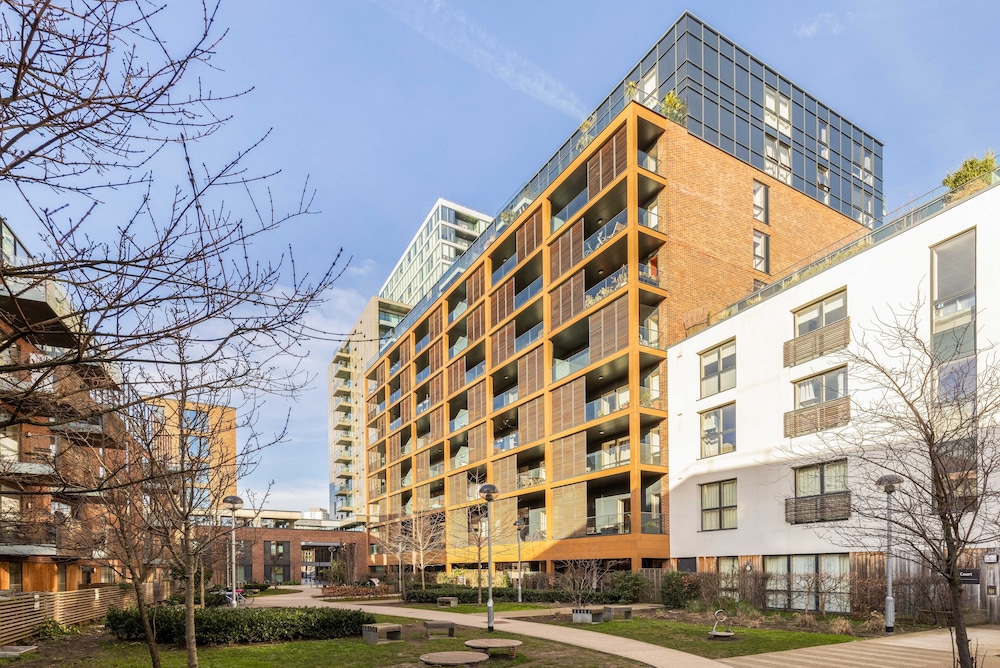 The Bow Flats — 4-Star Luxury Hotel in London, United Kingdom