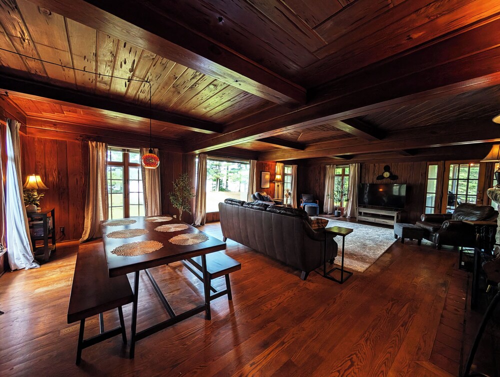 Coadys' Point of View Lake Resort - photo 194