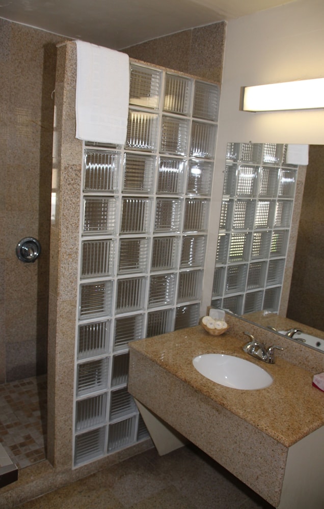 Villa Inn - photo 24