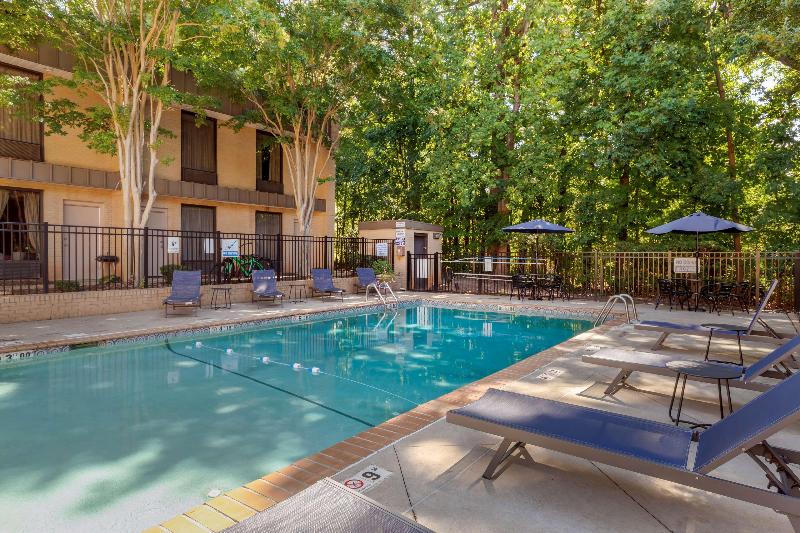 Best Western Plus Cary Inn NC State - photo 43