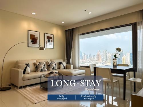 Spacious High Rise 2BR Ultra Fast Wifi Phrom Phong — 4-Star Luxury Hotel in Bangkok, Thailand