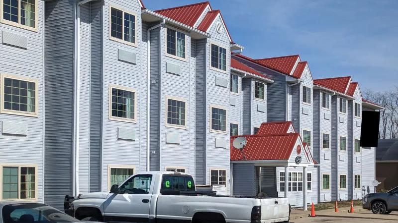 St Clair Inn and Suites - photo 2