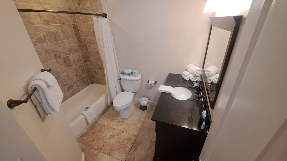 Saint Simons Inn by the Lighthouse - photo 147