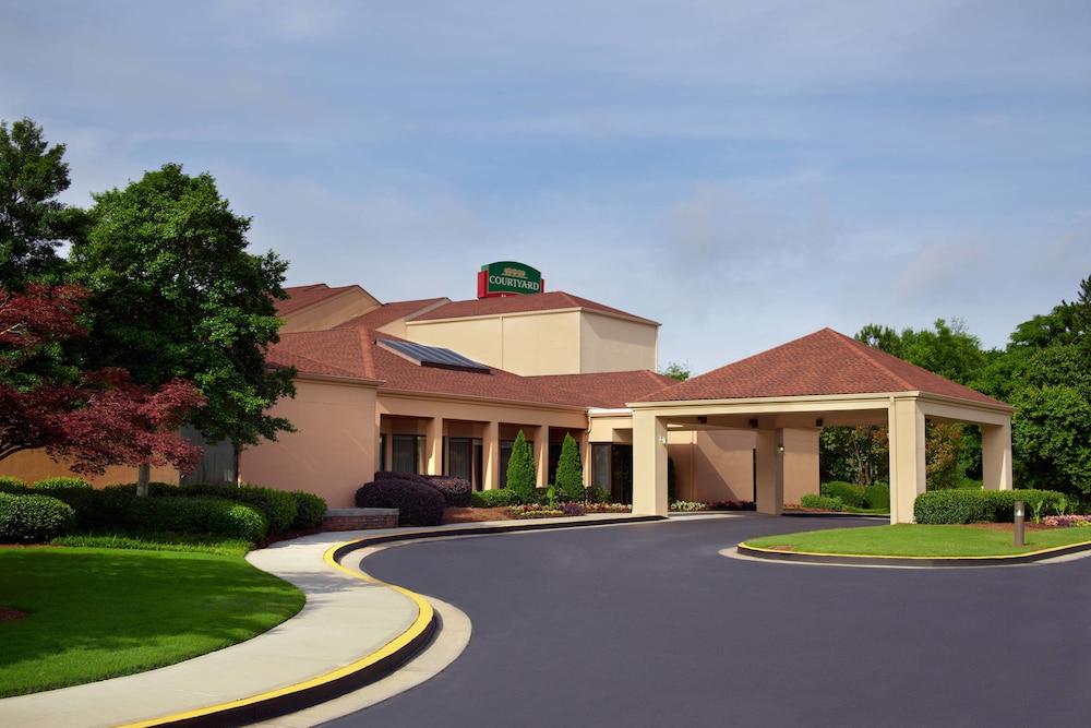 Courtyard by Marriott Atlanta Airport South Sullivan Road in College Park, United States