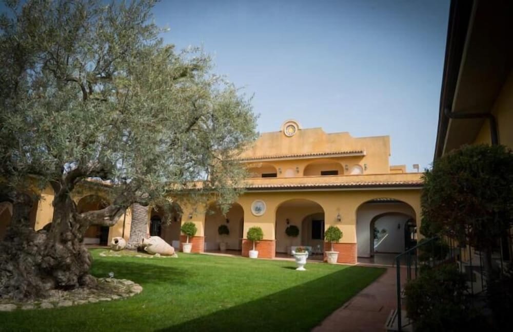 Tenuta Palladio — 4-Star Luxury Hotel in Riesi, Italy