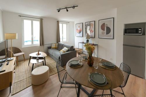 Soif D’evasion 4 Personnes in Le Havre, France