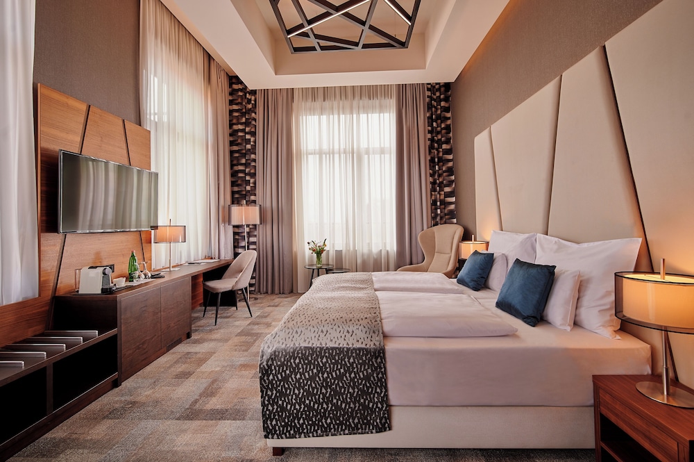 Artis Boutique Hotel — Szombathely — photo 3