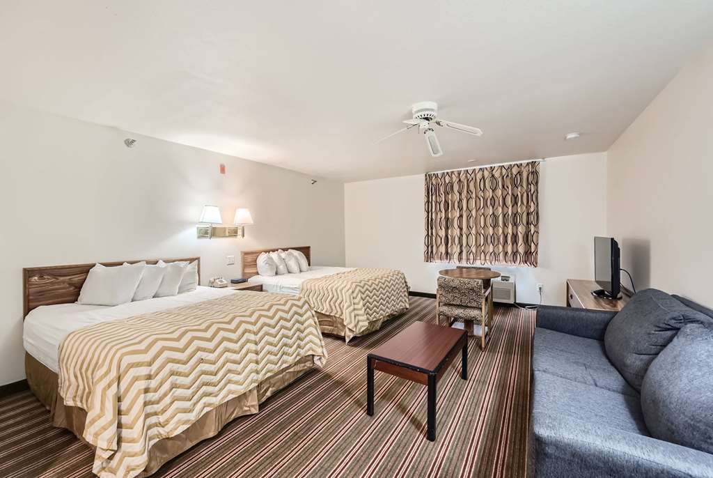 Travelodge by Wyndham Longmont - photo 7
