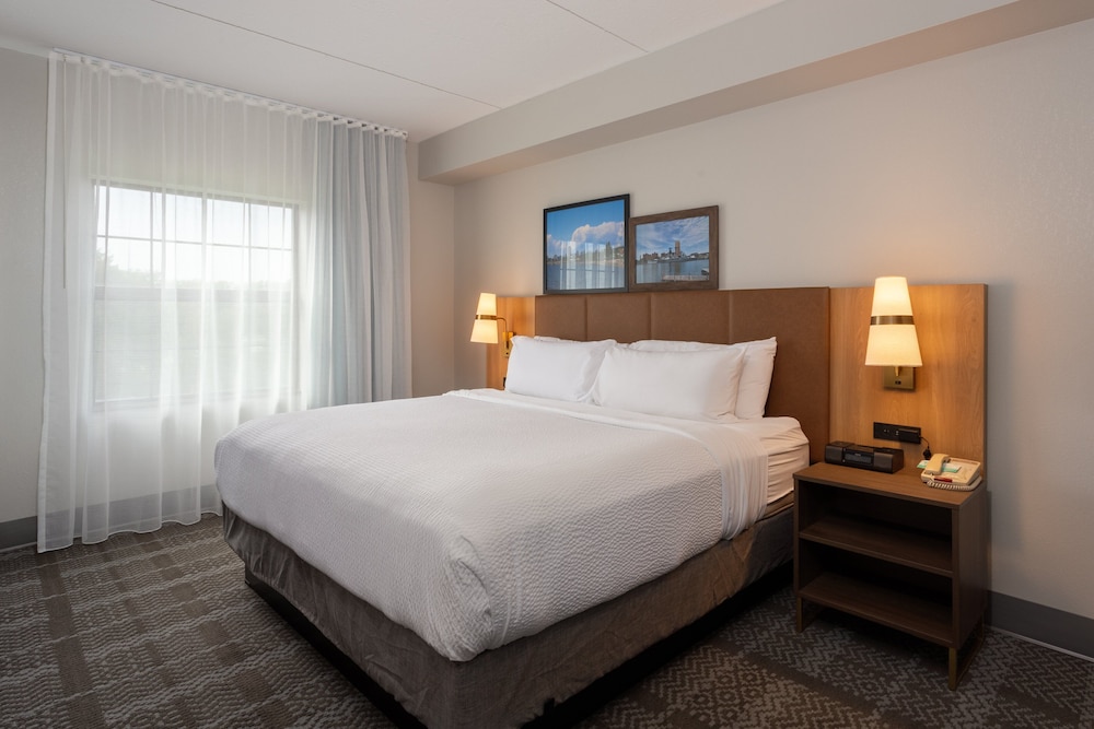 Staybridge Suites West Seneca by IHG - photo 7
