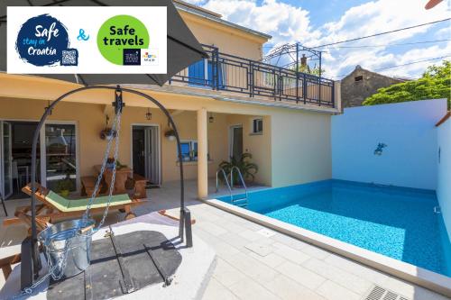 Odiseja - carbon neutral hotel in Unknown City