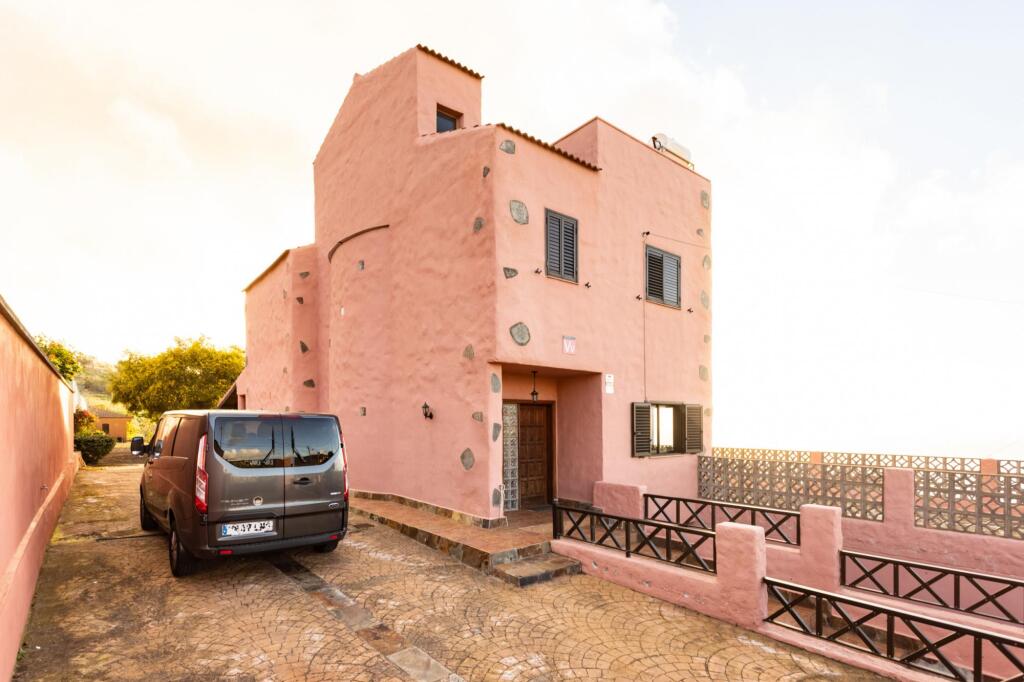 Home2Book Breathtaking Teide View & Terrace — hotel in Sauzal