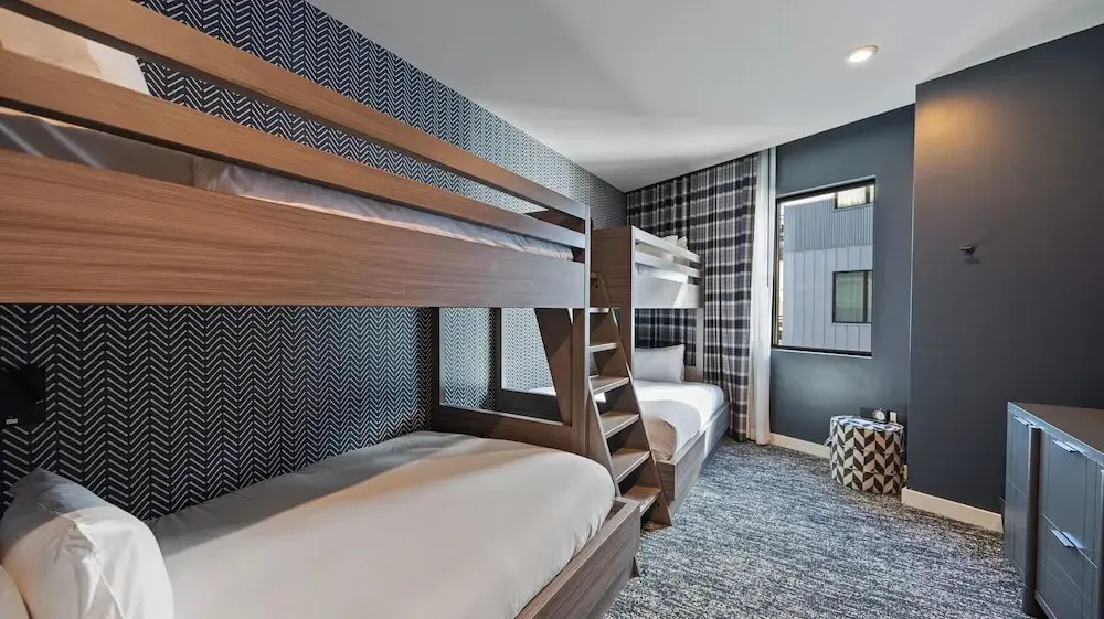 Ski in out exclusive 3BR high end luxury at Park City Mountain restaurants spa bar rooftop pool - photo 20