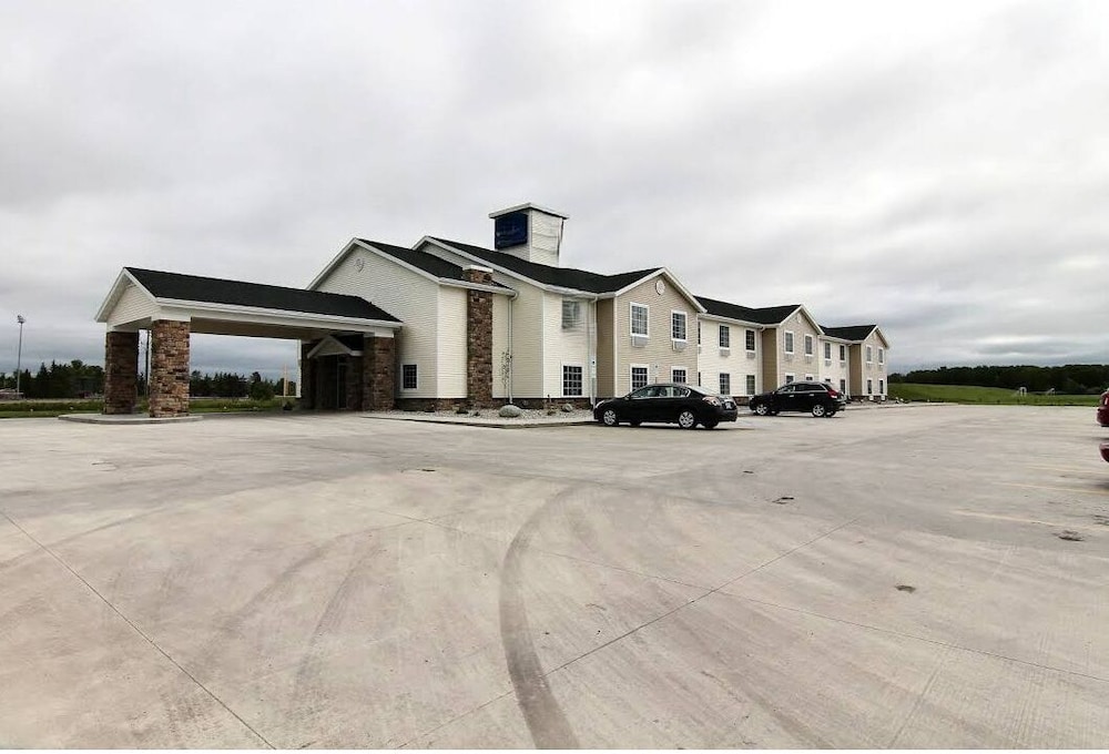 AmeriVu Inn & Suites Crookston - photo 15