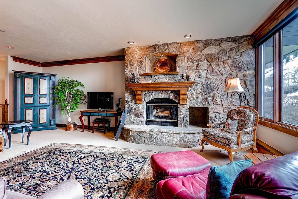 Highlands Slopeside by East West Hospitality - photo 233