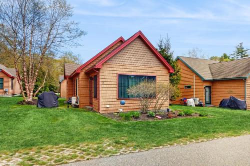 Coral Drift Cottage — 4-Star Luxury Hotel in Wells, United States