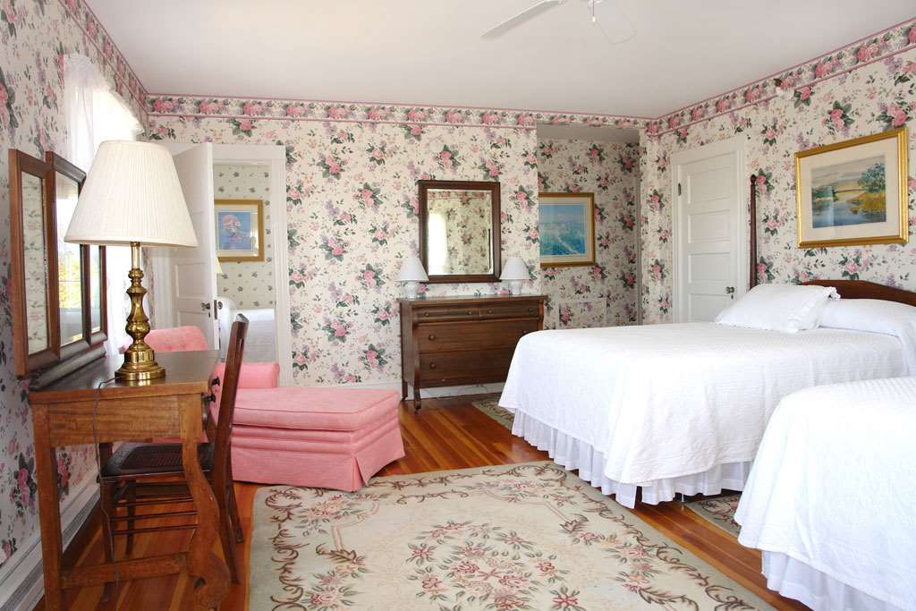 The Colony Hotel - photo 10