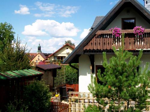 Stara Kuźnia - carbon neutral hotel in Sosnowka