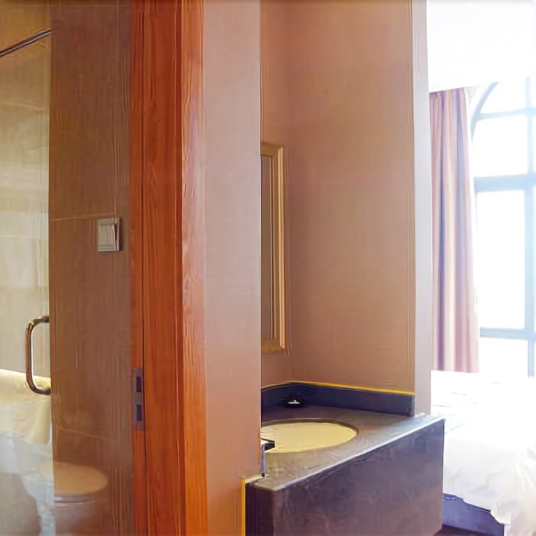New Life Spa — hotel in Wuhan