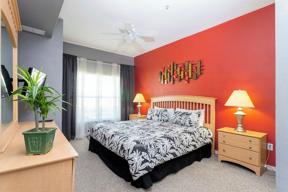 Stunning 3Bd Close to Disney @ Venetian Bay 105 - photo 16