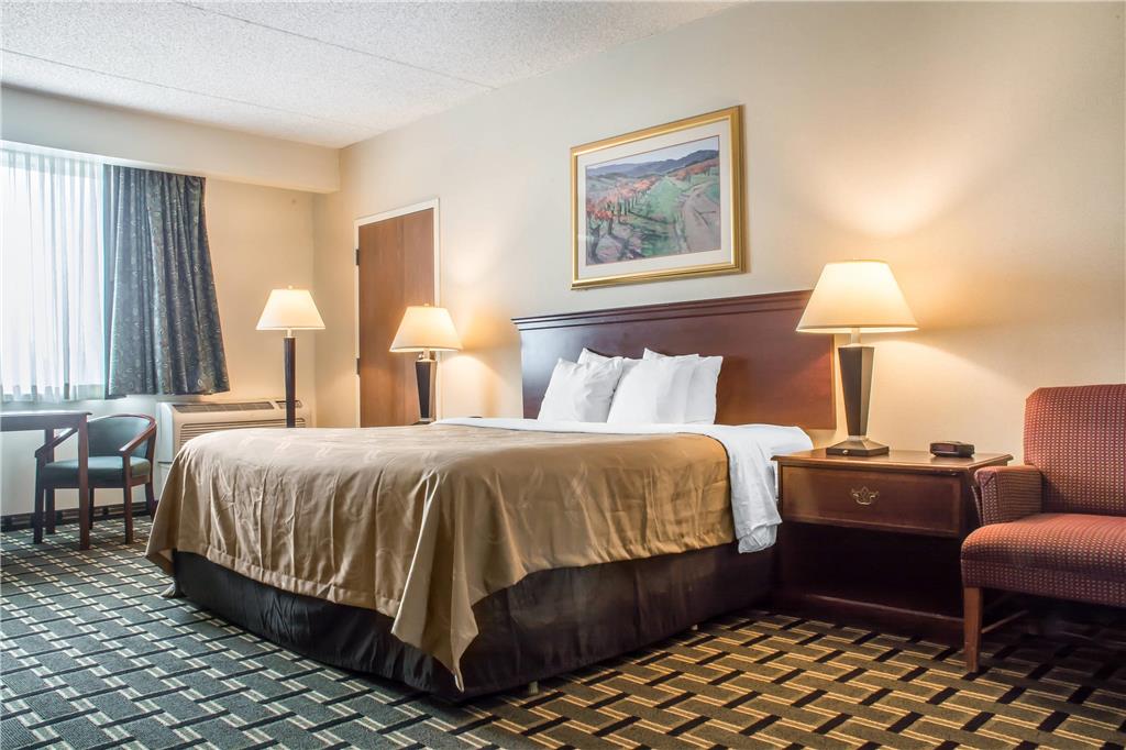 Quality Inn & Suites Palm Island Indoor Waterpark - photo 8