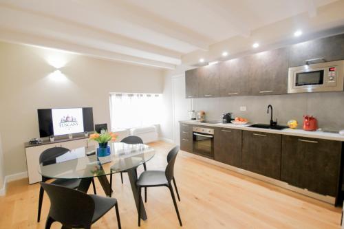 Montebello Central Apartment — 4-Star Luxury Hotel in Florence, Italy