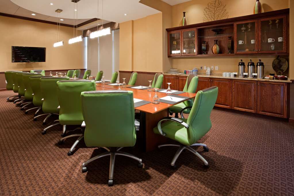 Sonesta Milwaukee West Wauwatosa - photo 34