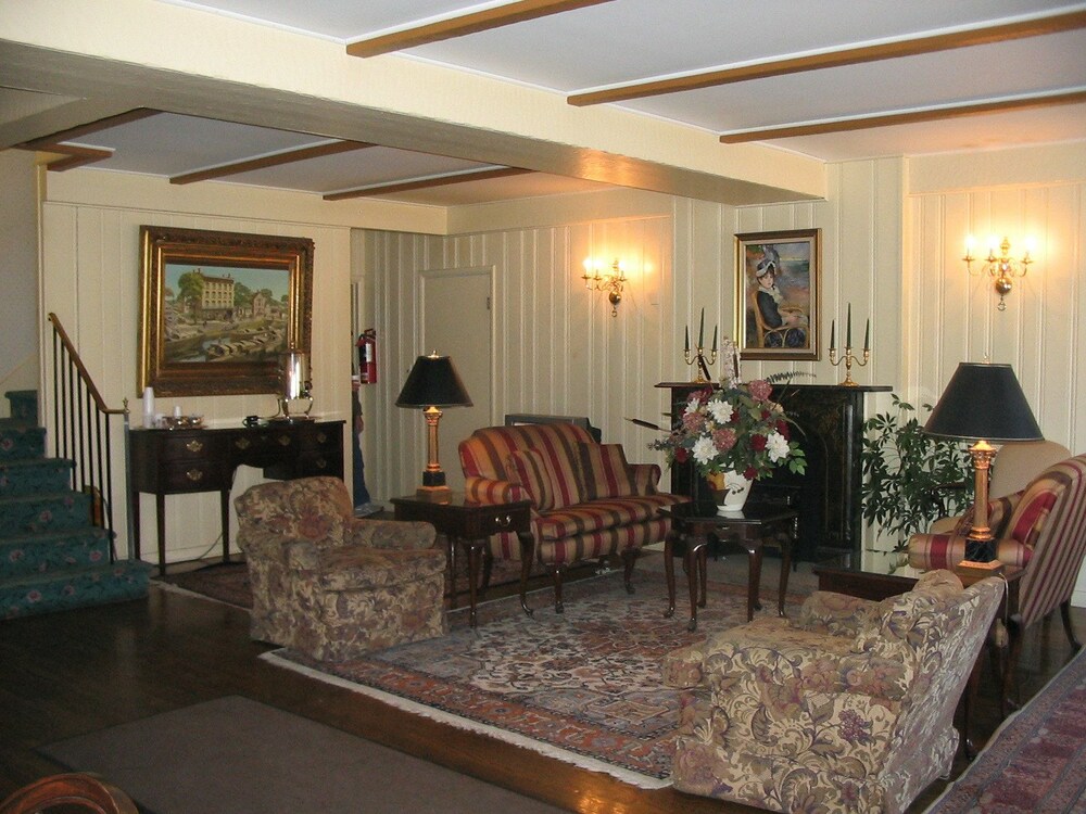 Inn At The Beeches - photo 3
