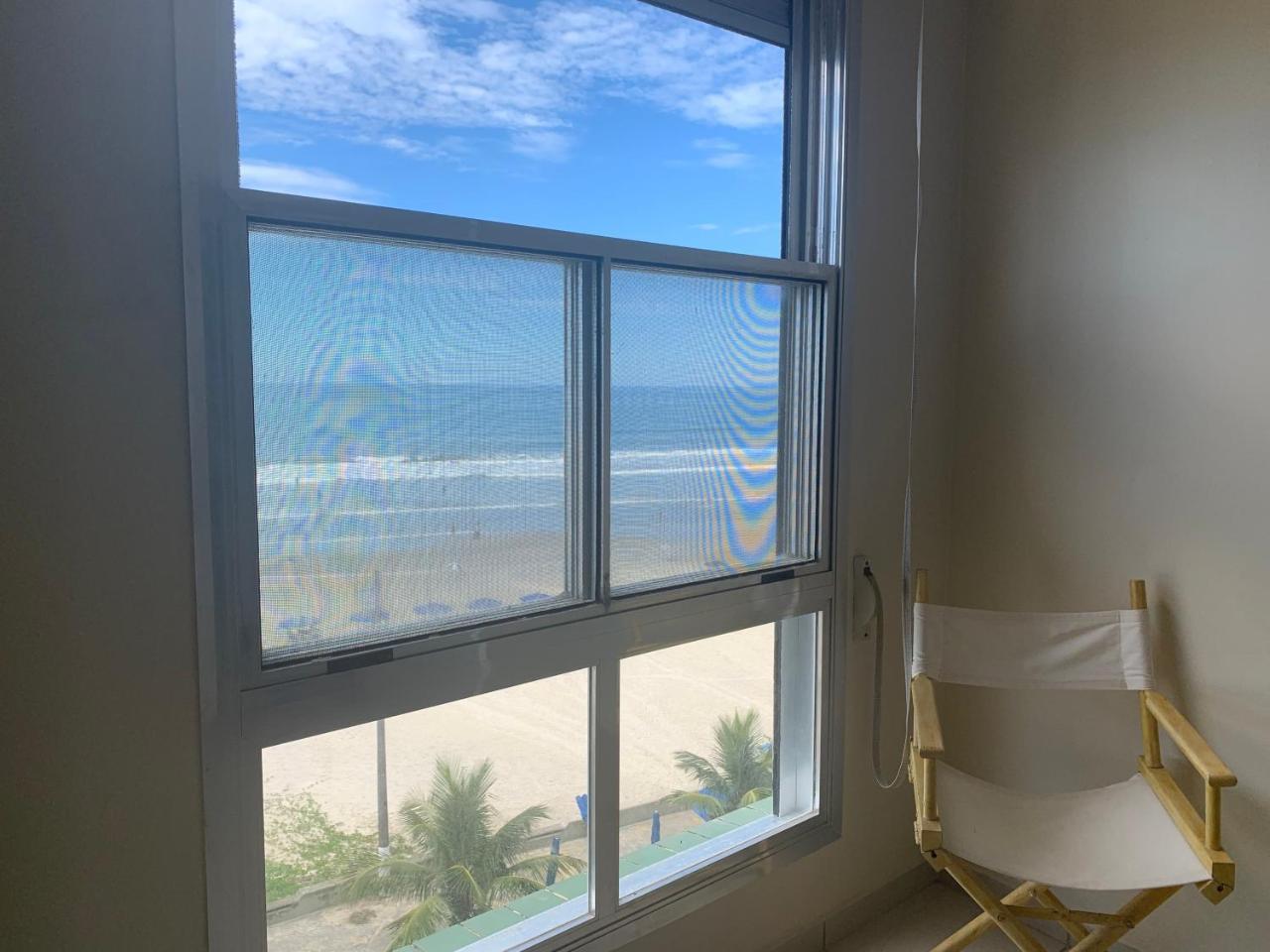 Apartamento Centro Frente Mar Mongaguá — 4-Star Luxury Hotel in Mongagua, Brasil