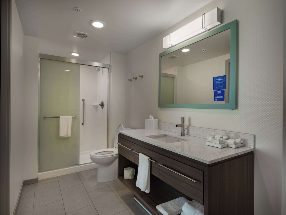 Home2 Suites by Hilton Joplin MO - photo 21