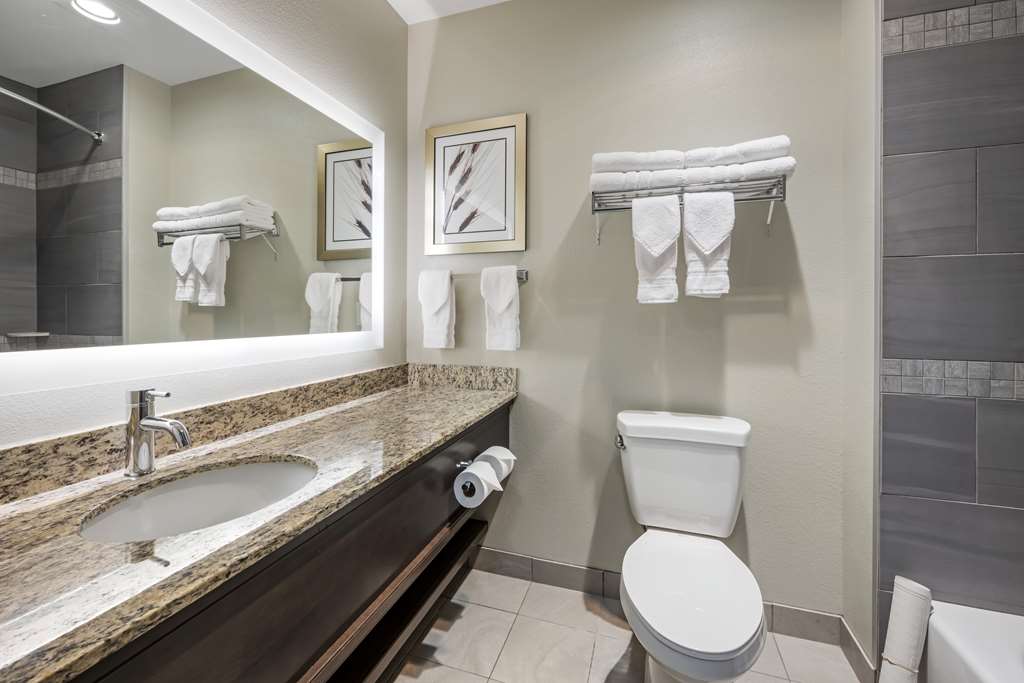 Best Western Plus The Inn at Hells Canyon - photo 43
