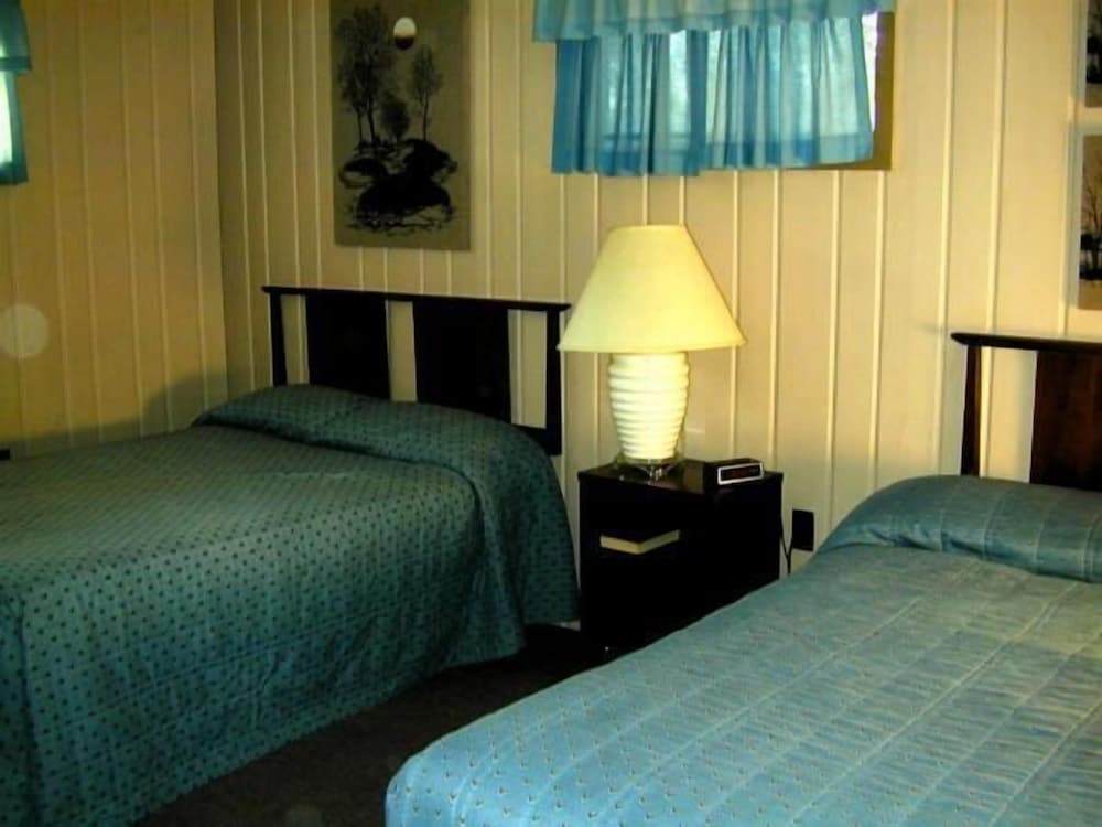 Woodland Motor Lodge - photo 32
