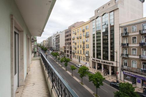 Almirante Top Floor Almirante Reis Avenue — 4-Star Luxury Hotel in Lisbon, Portugal