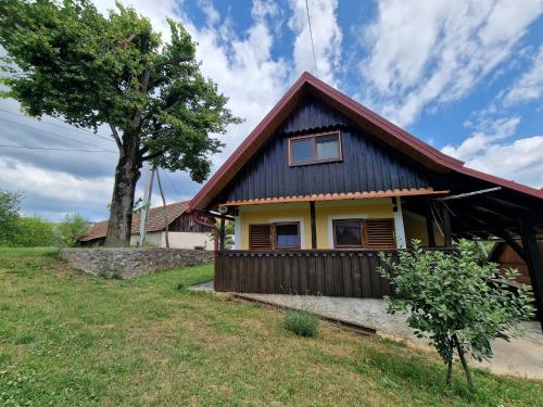Kuca Za Odmor Vuketich Hills — Ozalj