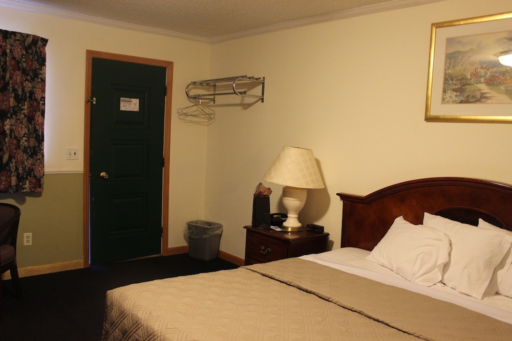 Berkshire Travel Lodge - photo 18
