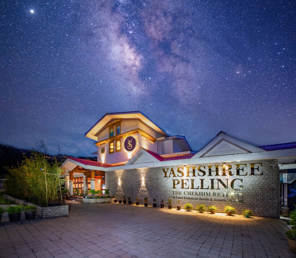Yashshree Pelling Chekhim Retreat in Gyalshing, India