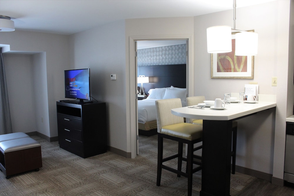 Staybridge Suites Miamisburg by IHG - photo 8