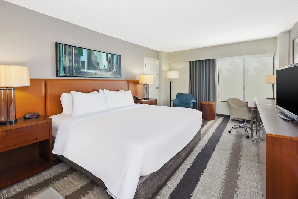 Crowne Plaza Dulles Airport by IHG - photo 45