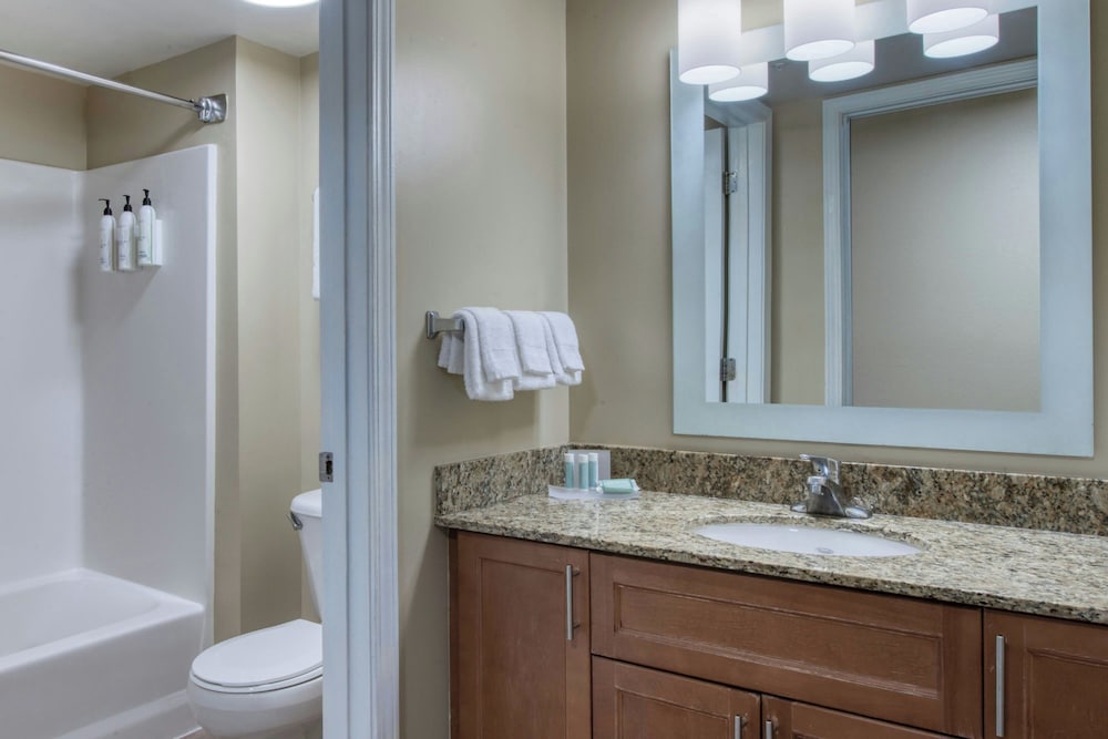 TownePlace Suites by Marriott Raleigh Cary Weston Parkway - photo 20