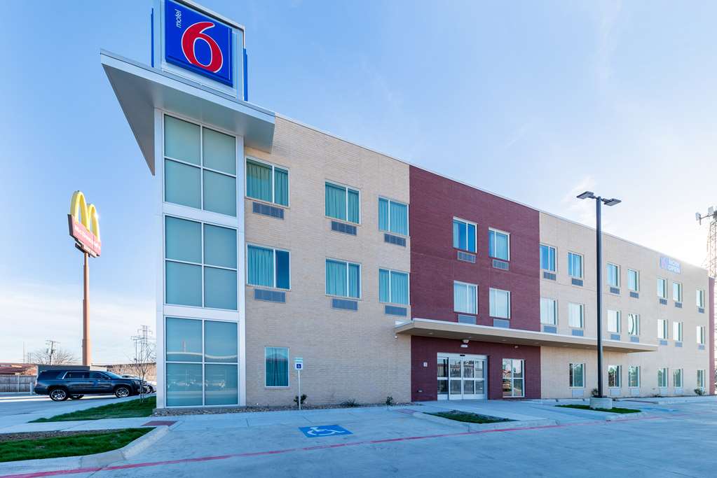 Motel 6 Fort Worth TX North Saginaw - photo 4