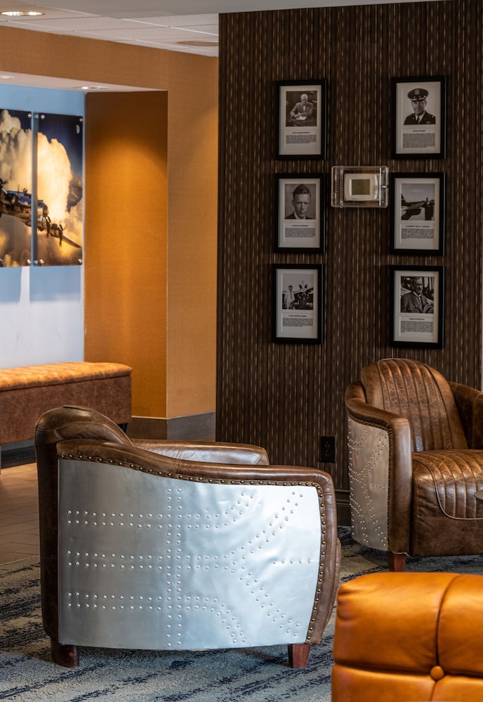 Aviator Hotel & Suites South I 55 BW Signature Collection - photo 28