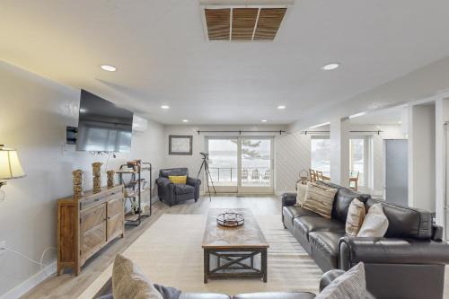 Whale Watchers Lower in Depoe Bay, United States