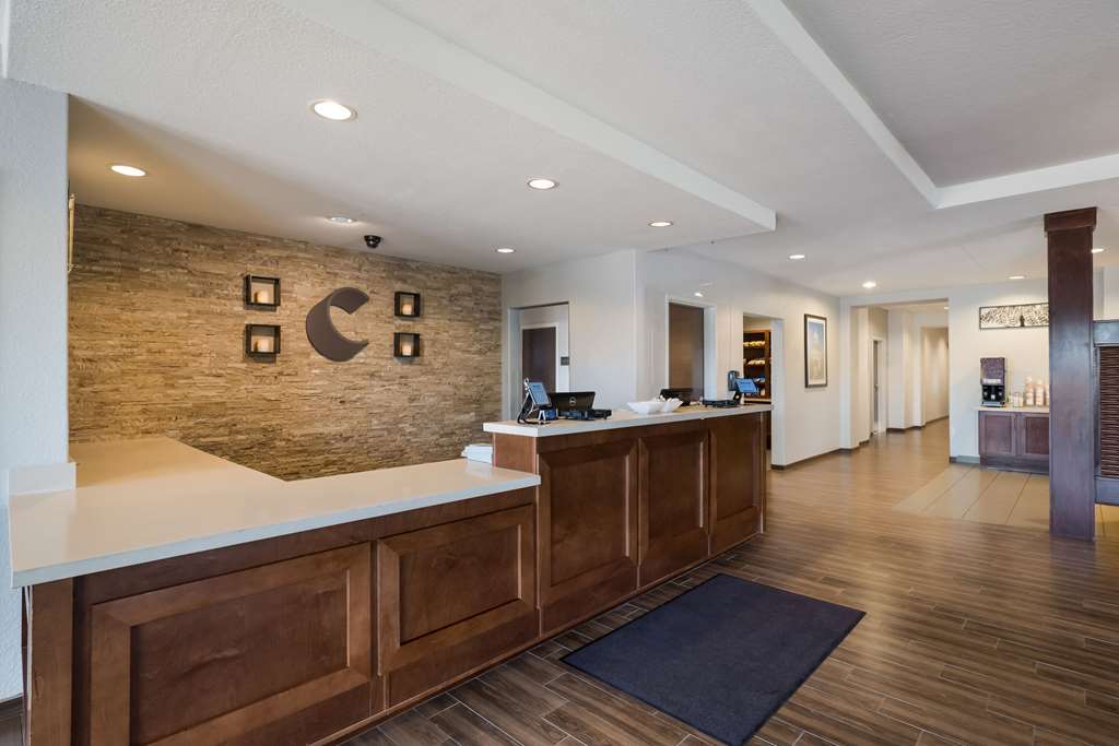 Comfort Inn & Suites Victoria North - photo 8